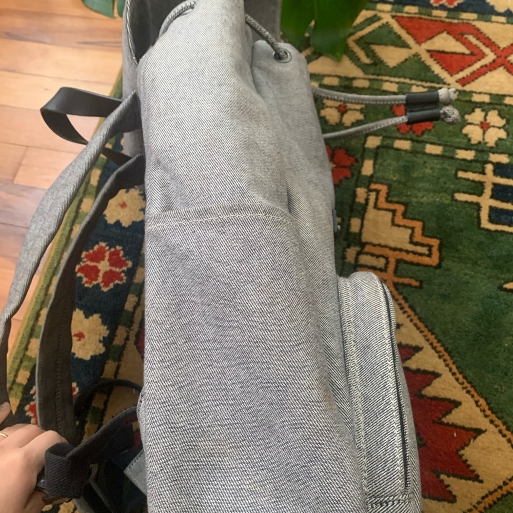 Everlane Backpack - Picture 3 of 4